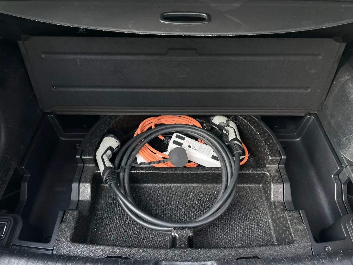 ExecutiveLine 64 kWh WARMTEPOMP SOH100% FASE 3|STOEL+STUURVRM|BLINDSPOT|MEMORY SEAT|ADAPT CRUISE|LANE ASSIST|JBL AUDIO