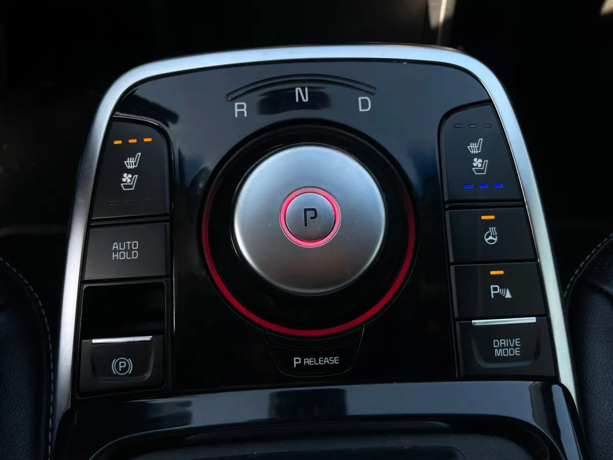 ExecutiveLine 64 kWh WARMTEPOMP SOH100% FASE 3|STOEL+STUURVRM|BLINDSPOT|MEMORY SEAT|ADAPT CRUISE|LANE ASSIST|JBL AUDIO