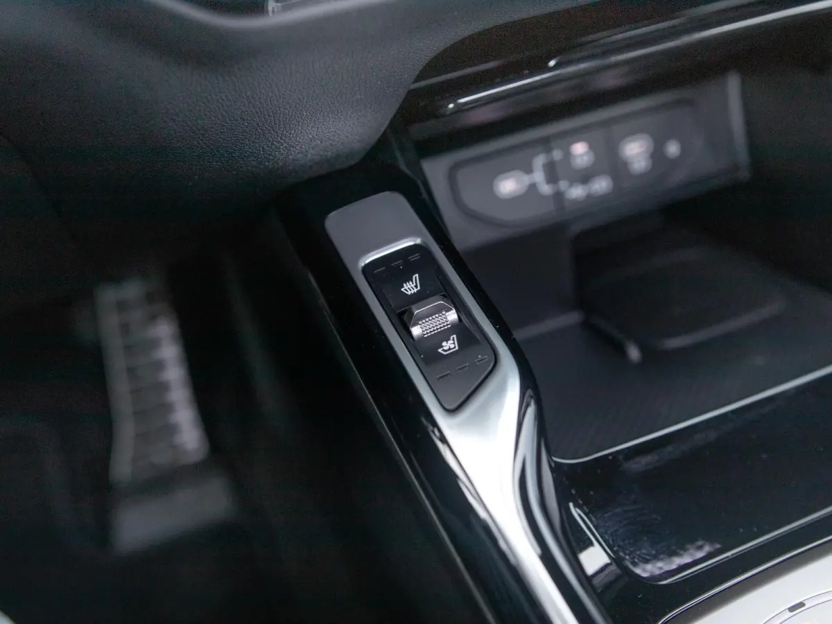 1.6 T-GDi Plug-in Hybrid 4WD ExecutiveLine 7p. l 360 camera l Nappa leder l Head up display l Stoelverwarming en Ventilatie l Bose Premium soundsystem l