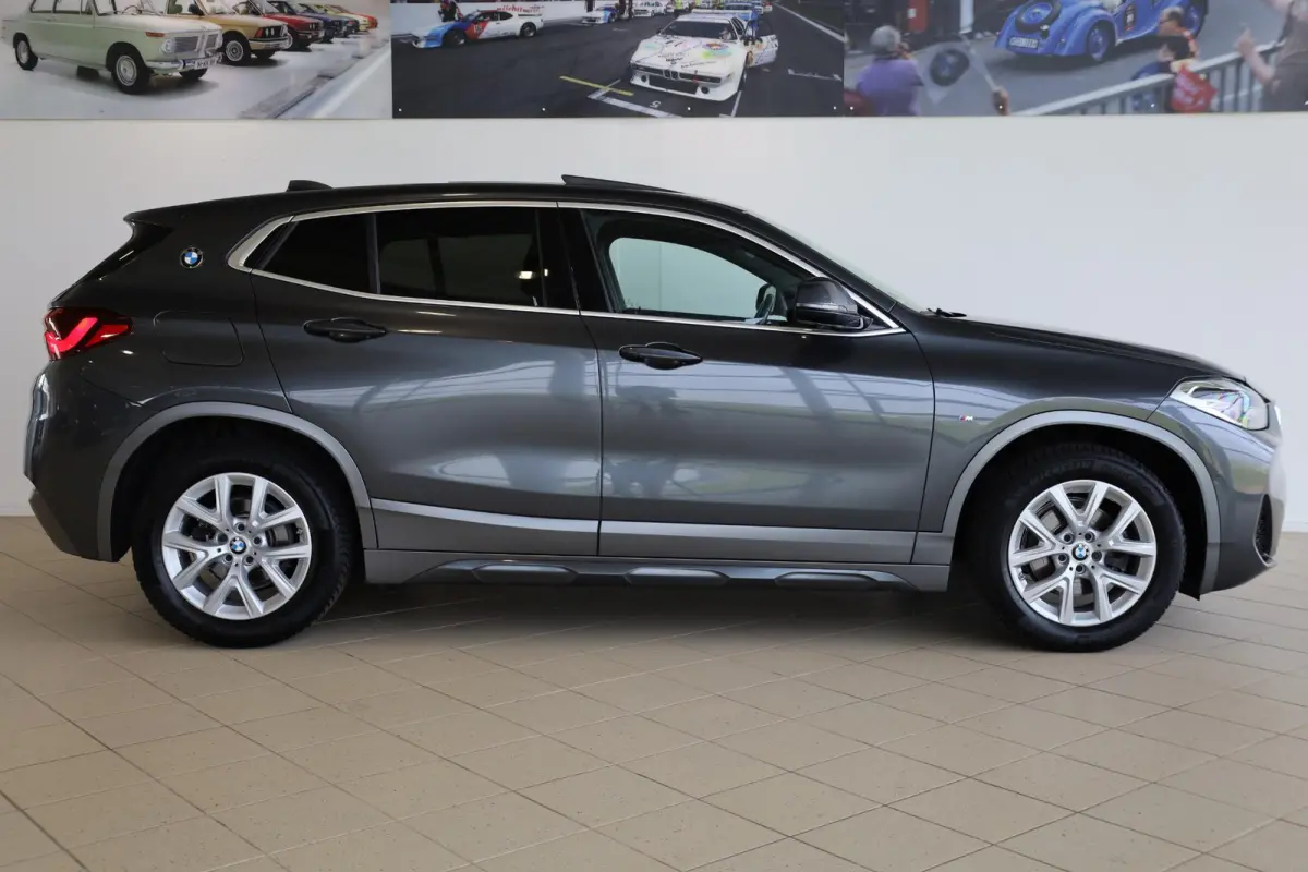 sDrive18i High Executive | M Sportpakket | Panoramadak | Driving Assitant | Comfort Access