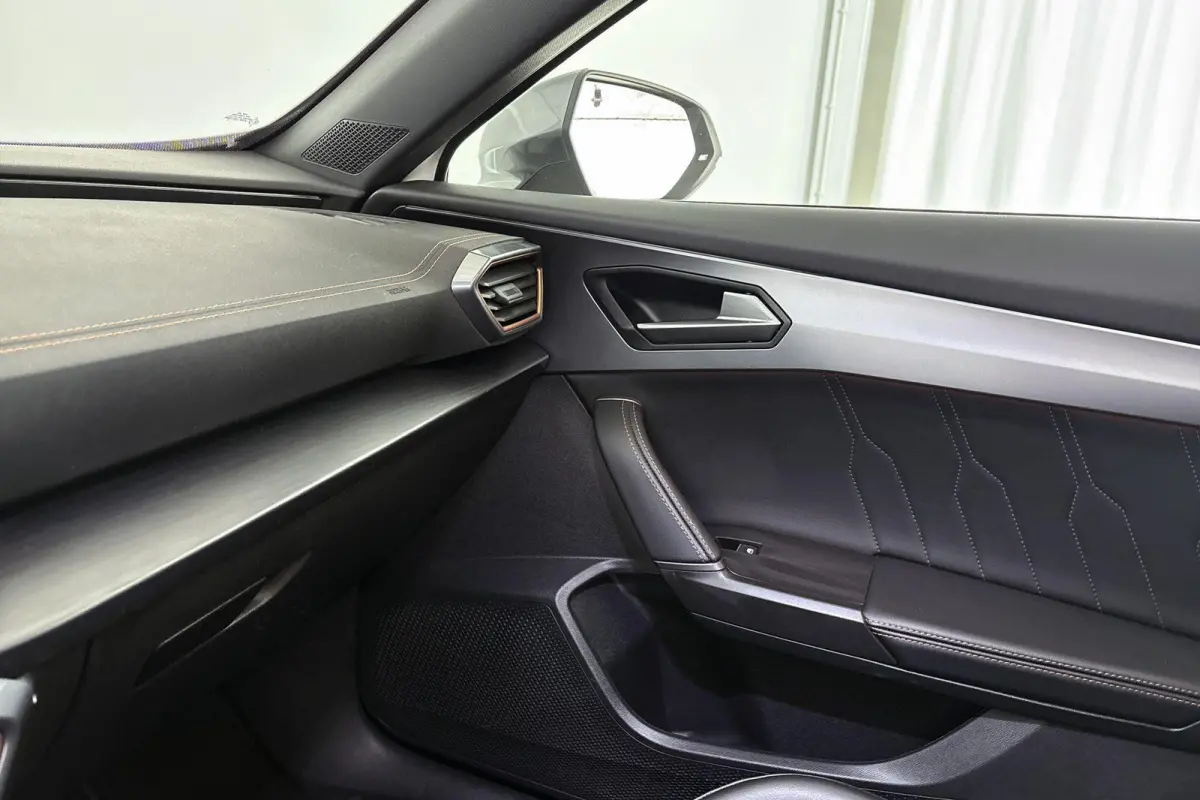 1.4 TSI e-Hybrid Panoramadak Achteruitrijcamera Apple CarPlay