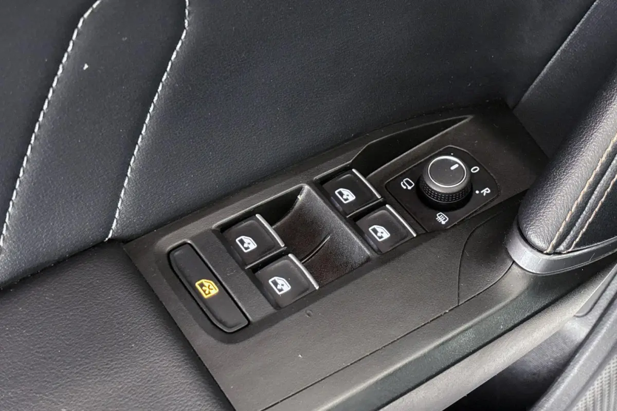 1.4 TSI e-Hybrid Panoramadak Achteruitrijcamera Apple CarPlay