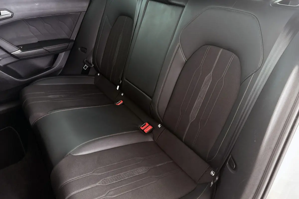 1.4 TSI e-Hybrid Panoramadak Achteruitrijcamera Apple CarPlay