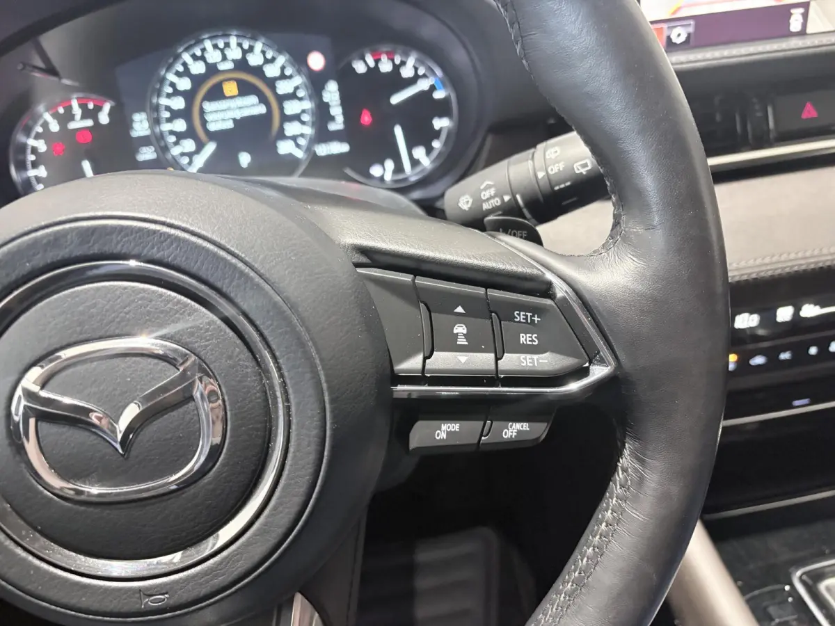 2.5 SkyActiv-G 194 Signature Metaalkleur | Trekhaak | Achterbank verwarmd | Airco | Audio Installatie Premium | Autonomous Emergency Braking | Bluetooth Telefoonverbinding | Cruise Control A