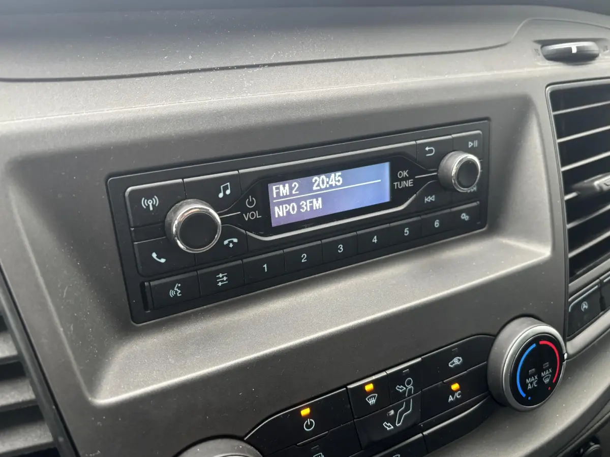 2.0*A/C*LAADKLEP*CAMERA*3-PERS.*BAKWAGEN*CRUISE*