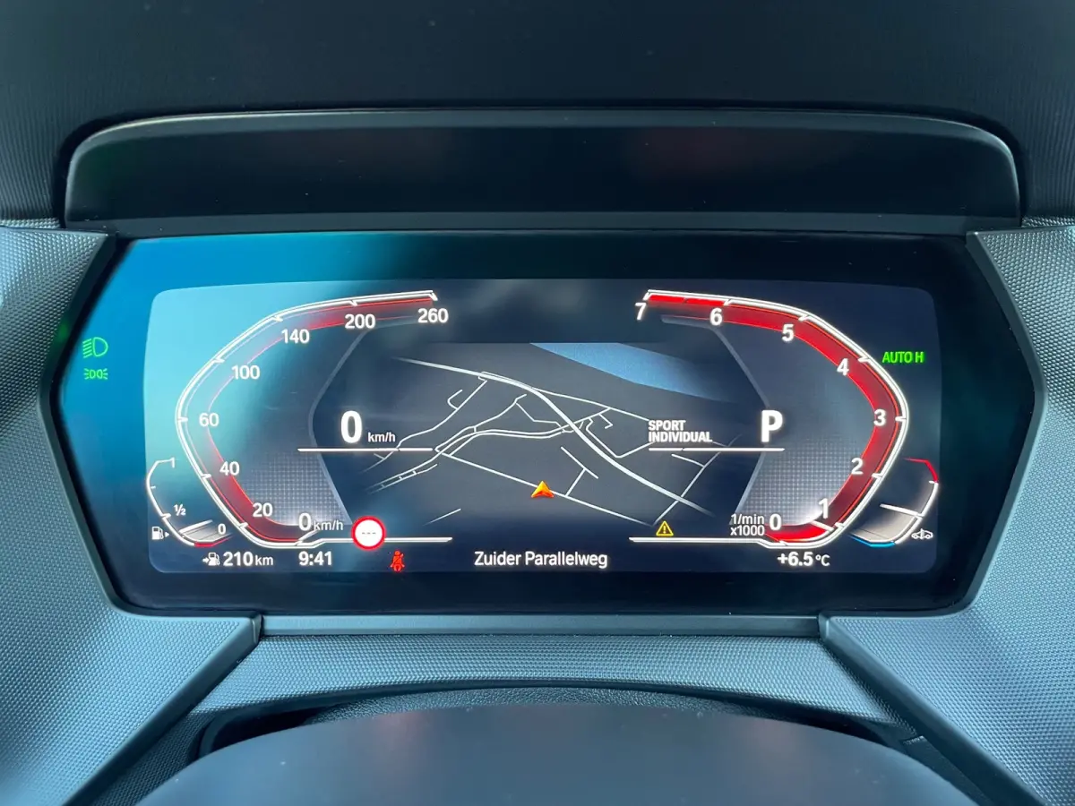118i Business Edition Plus M-Sport/NL.Auto/Leder/Full Led/Climatronic/Camera/1Ste Eigenaar/Dealer Onderhouden