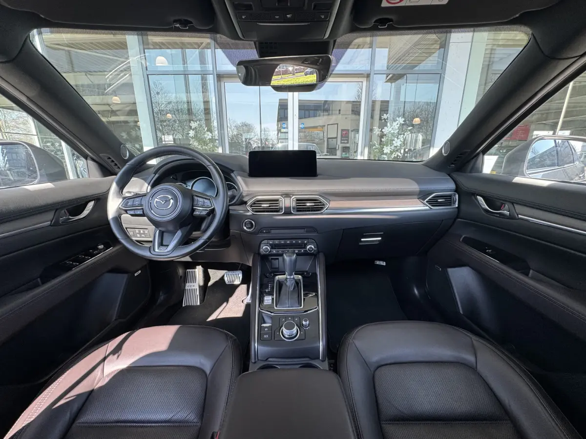 2.0 SkyActiv-G 165 Signature Automaat / Schuifdak / Trekhaak / Leer / 360 Camera