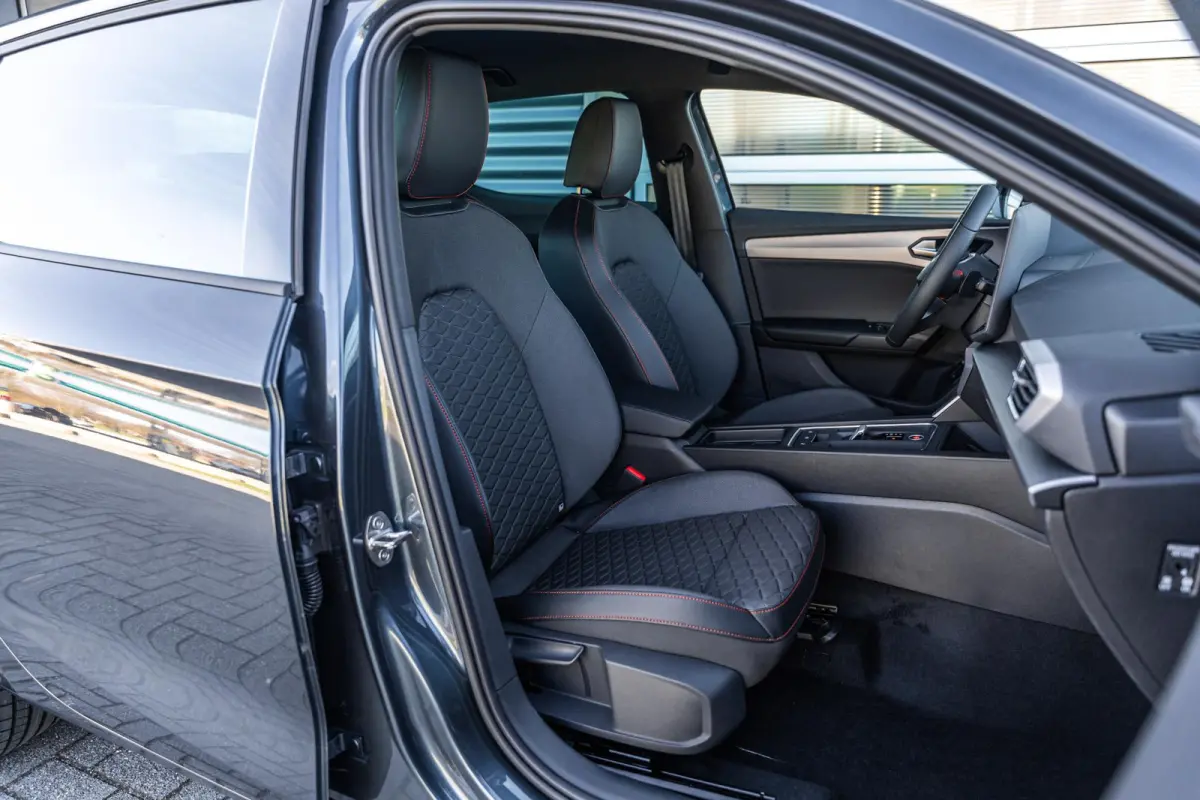 1.5 TSI e-Hybrid 204pk FR Business | Technology Pack | Trekhaak Wegklapbaar