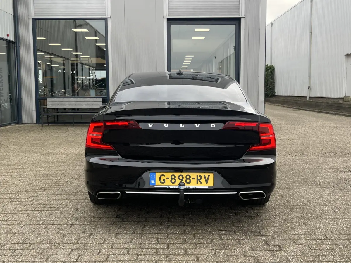 2.0 T4 Inscription | Navi/Camera/Adapt.Cruise/Clima/Afn.Trekhaak/Apple CarPlay-Android Auto