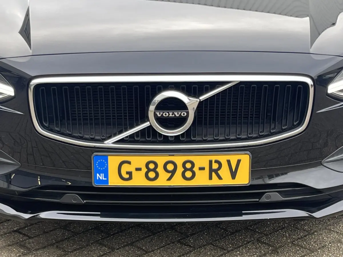 2.0 T4 Inscription | Navi/Camera/Adapt.Cruise/Clima/Afn.Trekhaak/Apple CarPlay-Android Auto