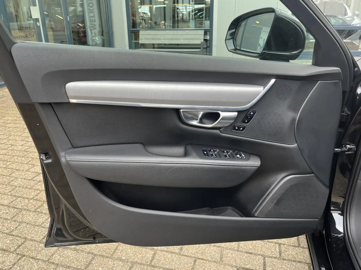 2.0 T4 Inscription | Navi/Camera/Adapt.Cruise/Clima/Afn.Trekhaak/Apple CarPlay-Android Auto