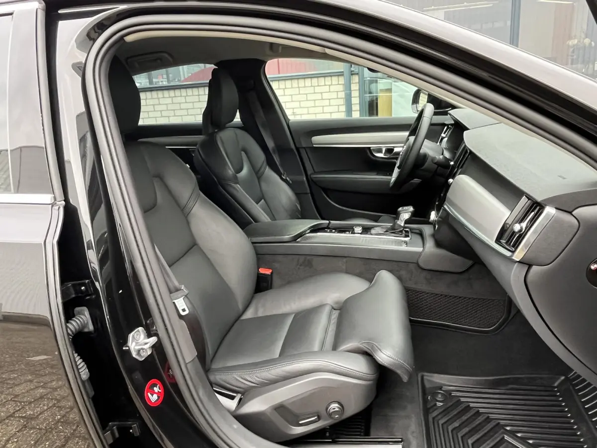 2.0 T4 Inscription | Navi/Camera/Adapt.Cruise/Clima/Afn.Trekhaak/Apple CarPlay-Android Auto