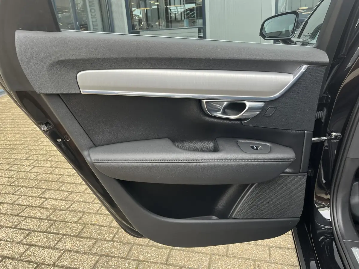 2.0 T4 Inscription | Navi/Camera/Adapt.Cruise/Clima/Afn.Trekhaak/Apple CarPlay-Android Auto