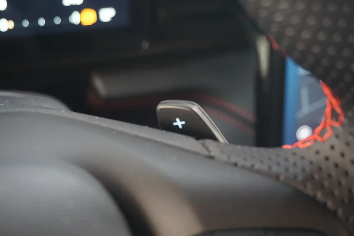 1.0 EcoBoost ST 170pk Automaat Demo-Deal | Pano Dak | Winter Pakket | Adaptive Cruise | BLIS | Elektrische Achterklep | Achteruitrijcamera | Apple Carplay/Android Auto|telefoonintegratie pre