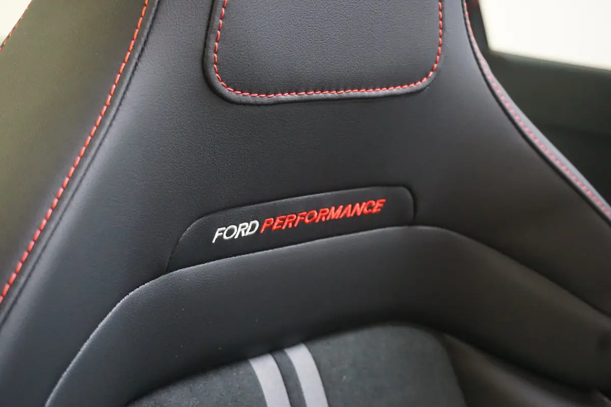 1.0 EcoBoost ST 170pk Automaat Demo-Deal | Pano Dak | Winter Pakket | Adaptive Cruise | BLIS | Elektrische Achterklep | Achteruitrijcamera | Apple Carplay/Android Auto|telefoonintegratie pre