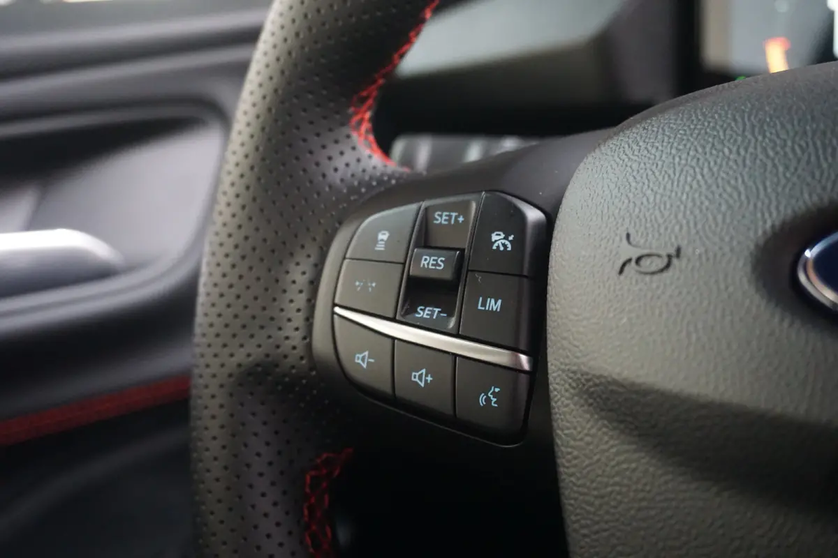 1.0 EcoBoost ST 170pk Automaat Demo-Deal | Pano Dak | Winter Pakket | Adaptive Cruise | BLIS | Elektrische Achterklep | Achteruitrijcamera | Apple Carplay/Android Auto|telefoonintegratie pre