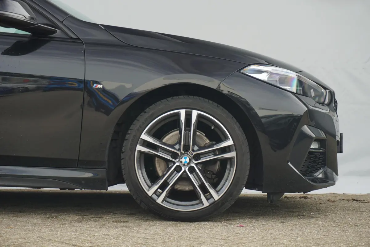 218i M Sport Pano Hifi