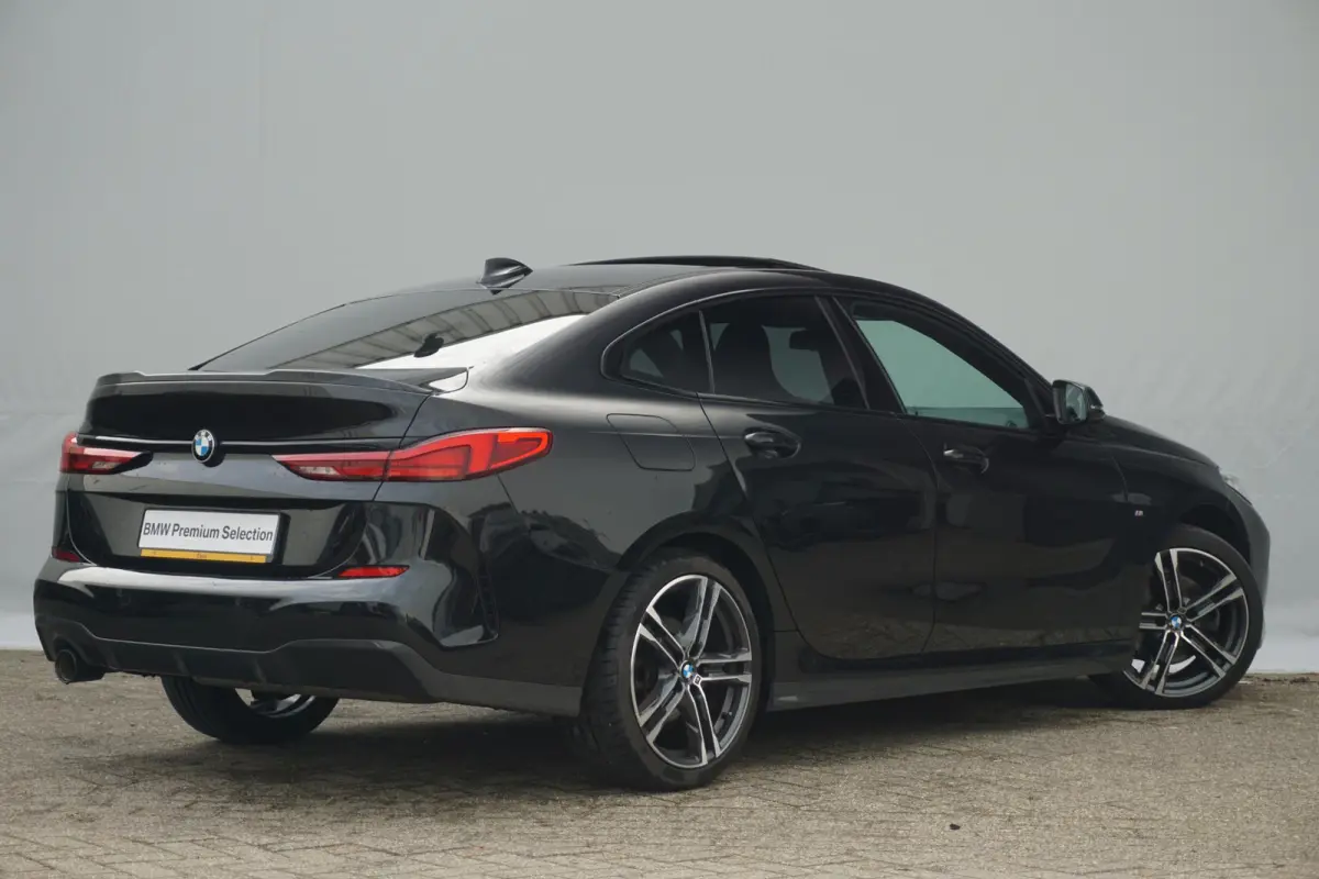 218i M Sport Pano Hifi