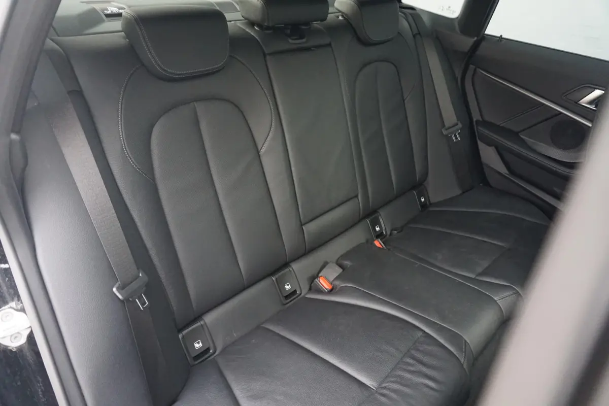 218i M Sport Pano Hifi