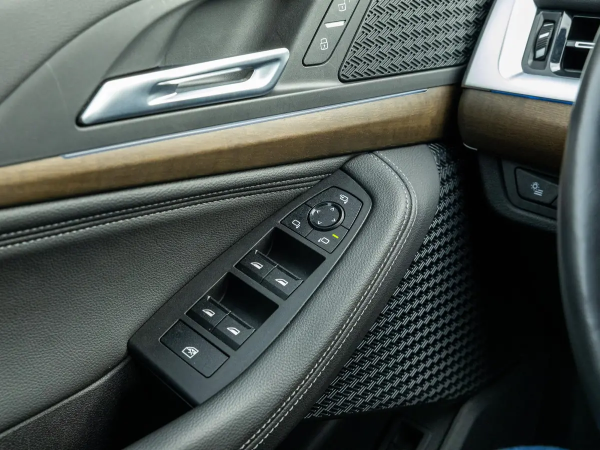 218i Luxury|Leder|Camera|Keyless