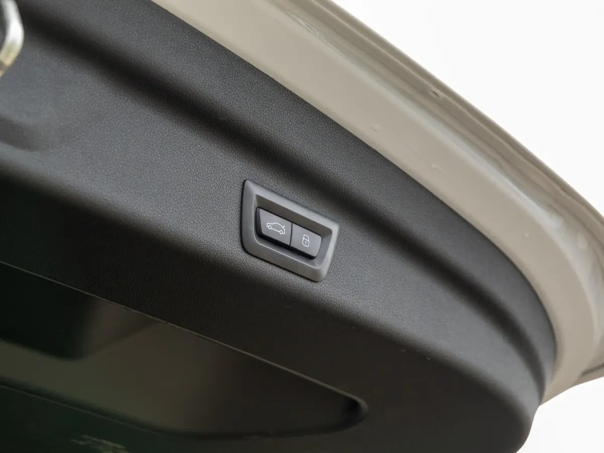 218i Luxury|Leder|Camera|Keyless