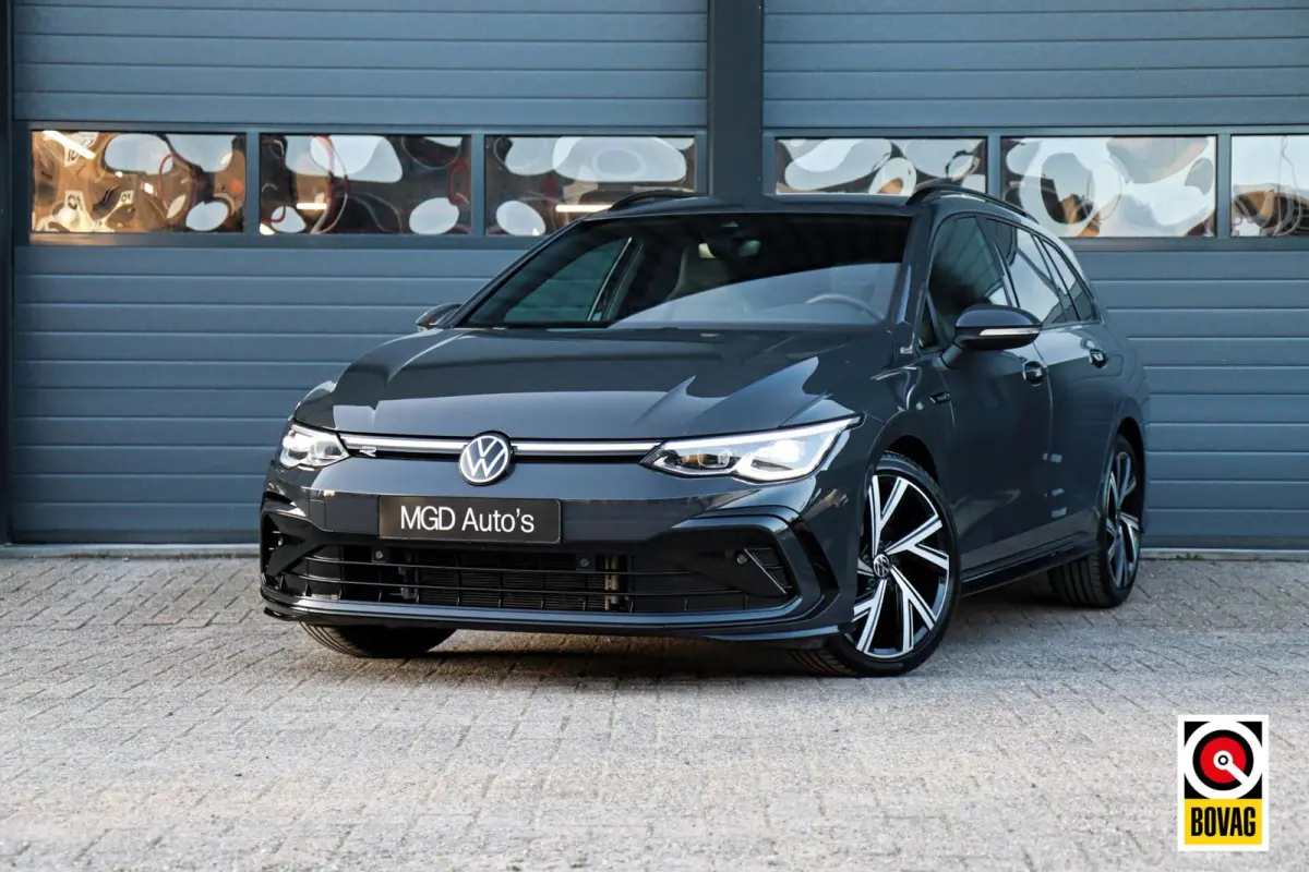 1.5 eTSI R-Line /LED/IQ-LIGHT/SFEERVERL./CAMERA/ACC/CARPLAY!
