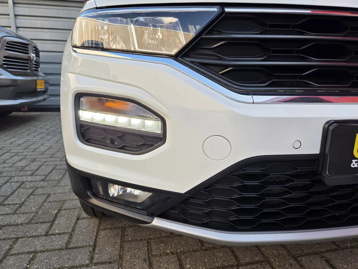 1.5 TSI Style Business Automaat/ Elektrische achterklep/ Stoel+Stuurverwarming/ Navigatie/ Rijklaarprijs!