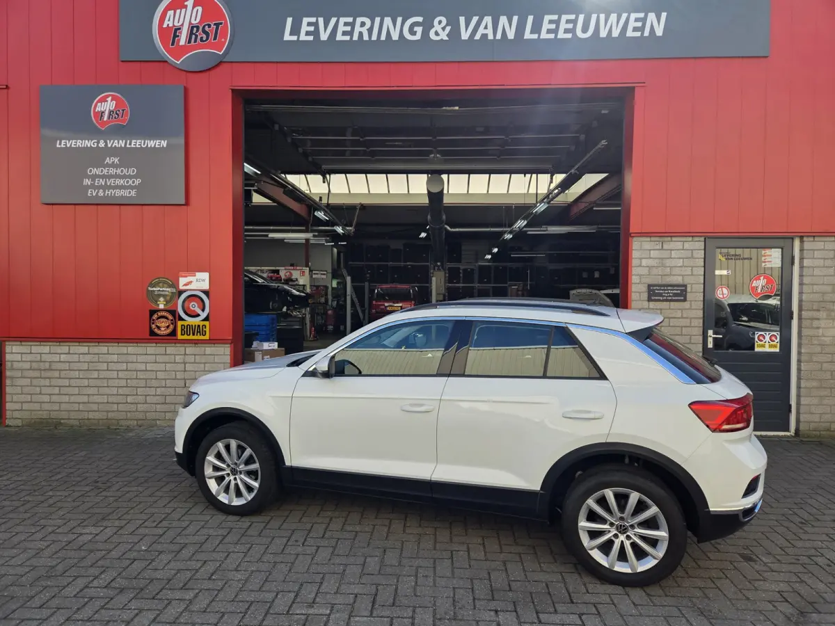 1.5 TSI Style Business Automaat/ Elektrische achterklep/ Stoel+Stuurverwarming/ Navigatie/ Rijklaarprijs!