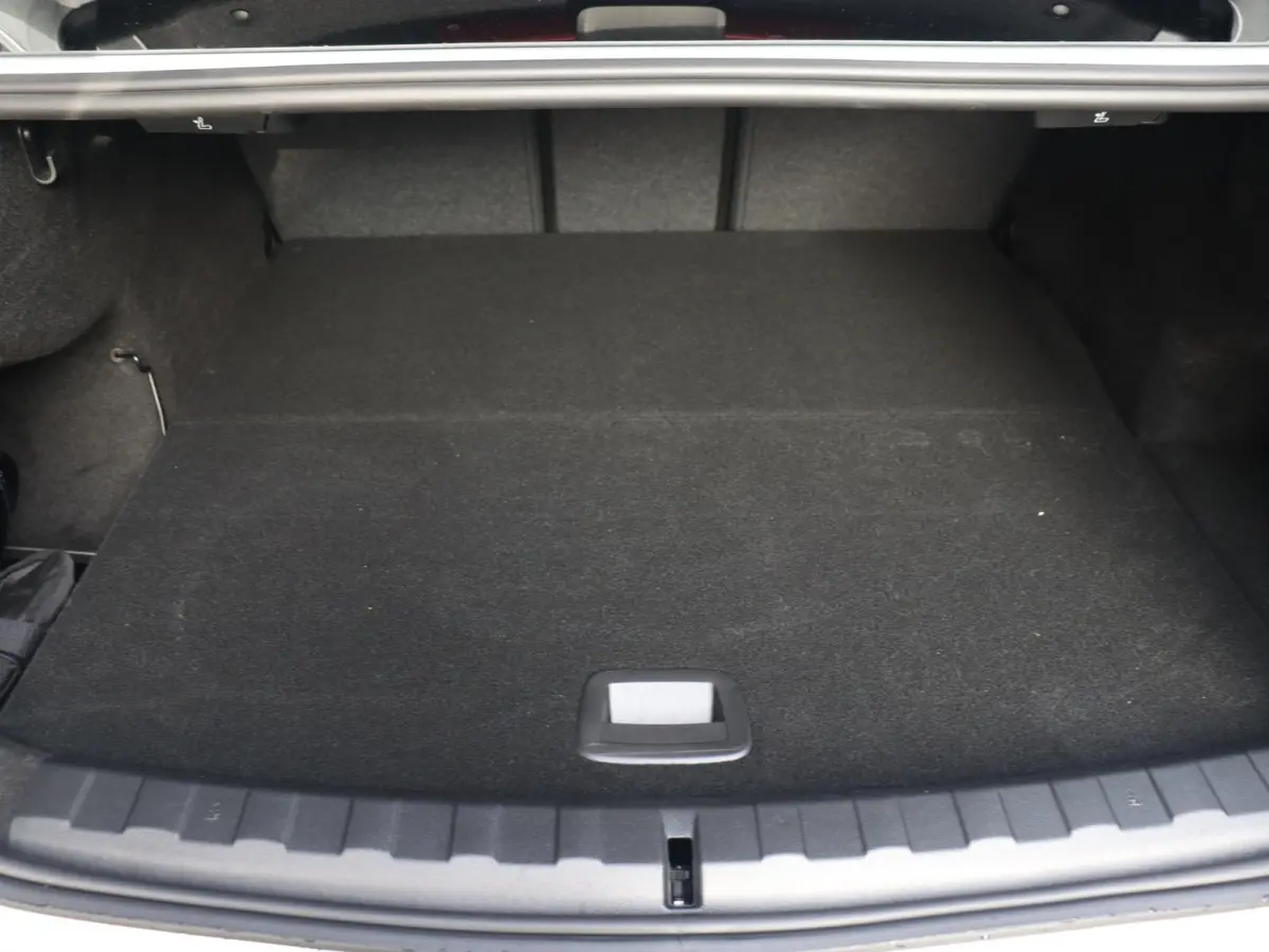 330e | M Sportpakket Pro | Panodak | Head-Up | Adaptive Cruise Control | Trekhaak | Harman Kardon | Elektr. Stoelen | Comfort Access | Driving Assistant | SOH 100% | 19'' LMV