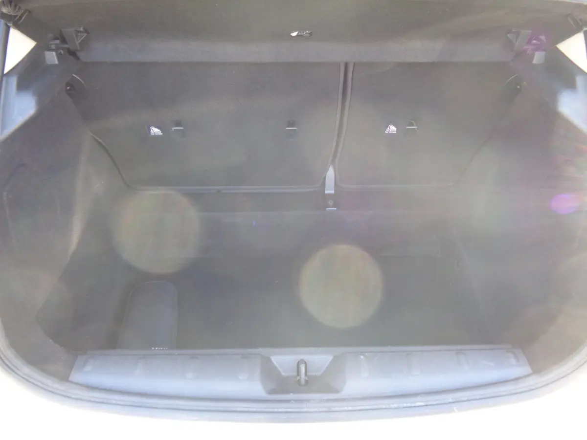 1.5 One First Airco, Navigatie, Carplay, LM velgen 17 inch