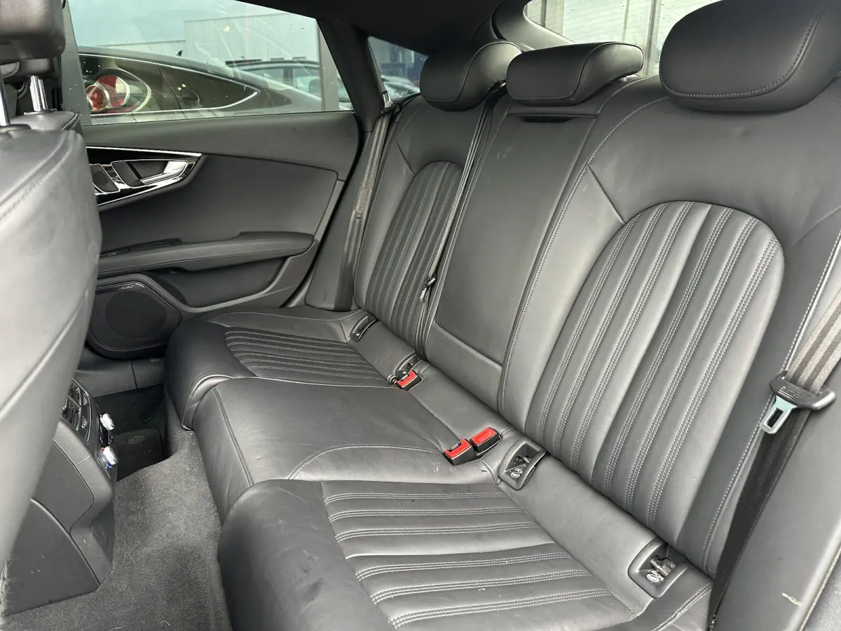 3.0 TFSI quattro Pro Line S 310PK | BOMVOL | PANO | AUTOMAAT | S-Line | Stoelverwarming | Achteruitrijcamera | BOSE | 2 Sleutels | Leer | Elektrische Stoel |