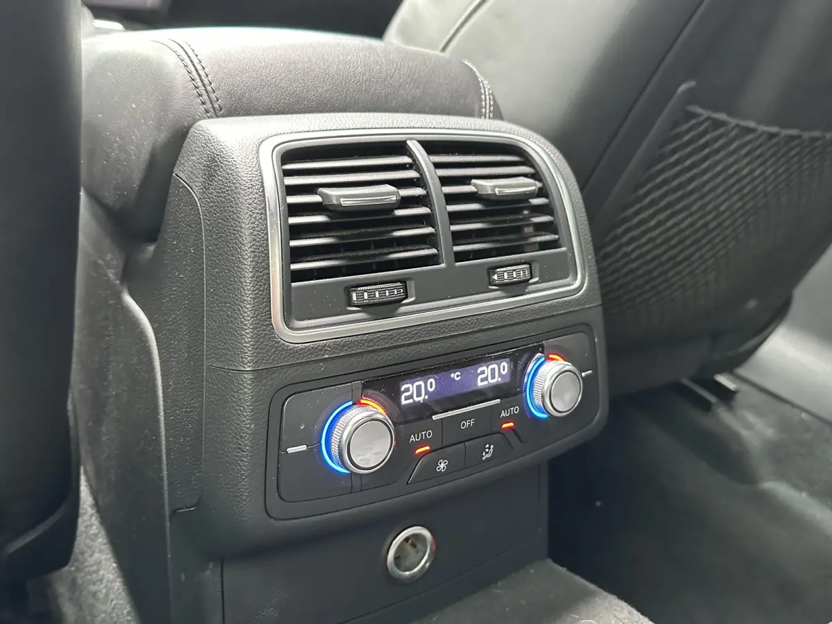 3.0 TFSI quattro Pro Line S 310PK | BOMVOL | PANO | AUTOMAAT | S-Line | Stoelverwarming | Achteruitrijcamera | BOSE | 2 Sleutels | Leer | Elektrische Stoel |