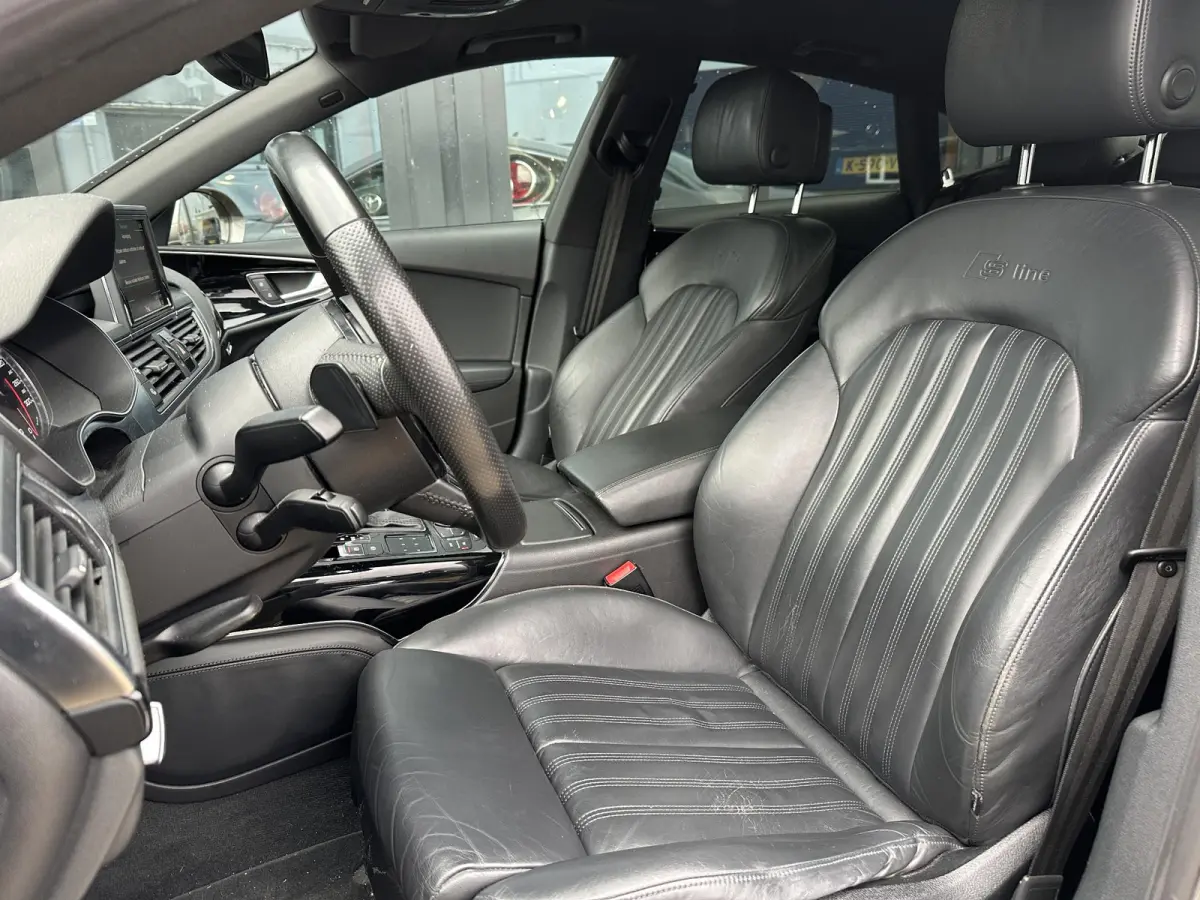 3.0 TFSI quattro Pro Line S 310PK | BOMVOL | PANO | AUTOMAAT | S-Line | Stoelverwarming | Achteruitrijcamera | BOSE | 2 Sleutels | Leer | Elektrische Stoel |