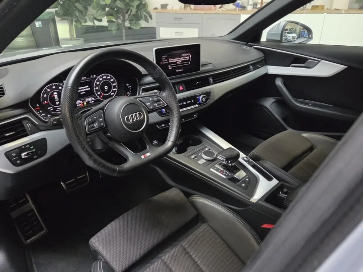 1.4 TFSI S-line | Pano | 19Inch I ABT velgen