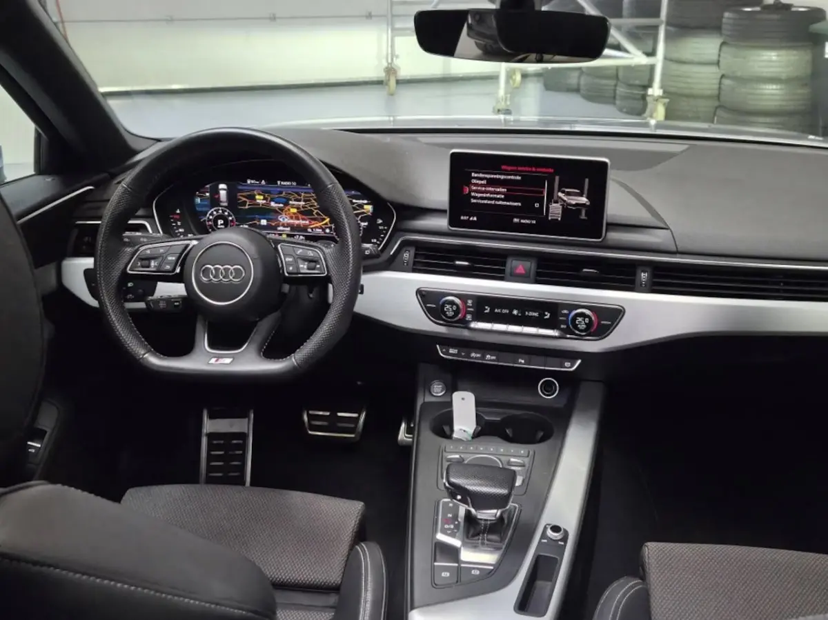 1.4 TFSI S-line | Pano | 19Inch I ABT velgen