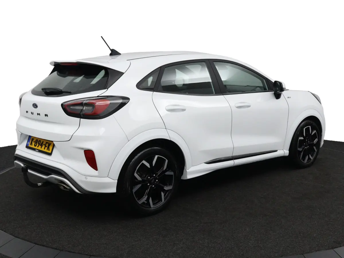 1.0 EcoBoost ST-Line | Trekhaak | Stoel-, Stuur- & Voorruitverw. |