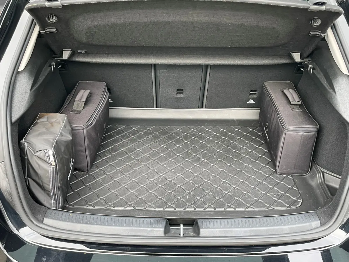 250 e AMG - Trekhaak - Accu garantie - MBUX Plus - Camera - Apple car play - Extra zuinig etc etc!