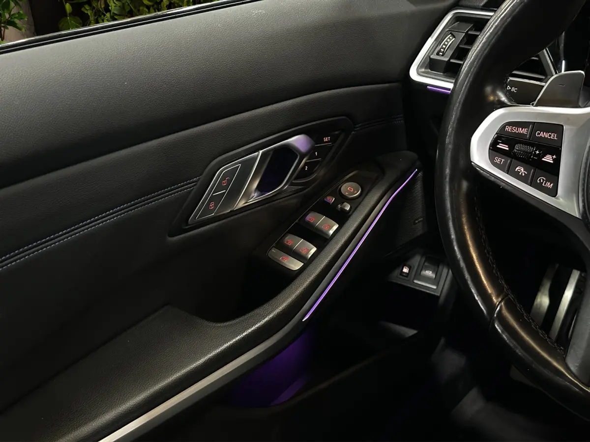 330e xDrive | Achteruitrijcamera | Apple Carplay/Android Auto|telefoonintegratie premium | Audio installatie premium