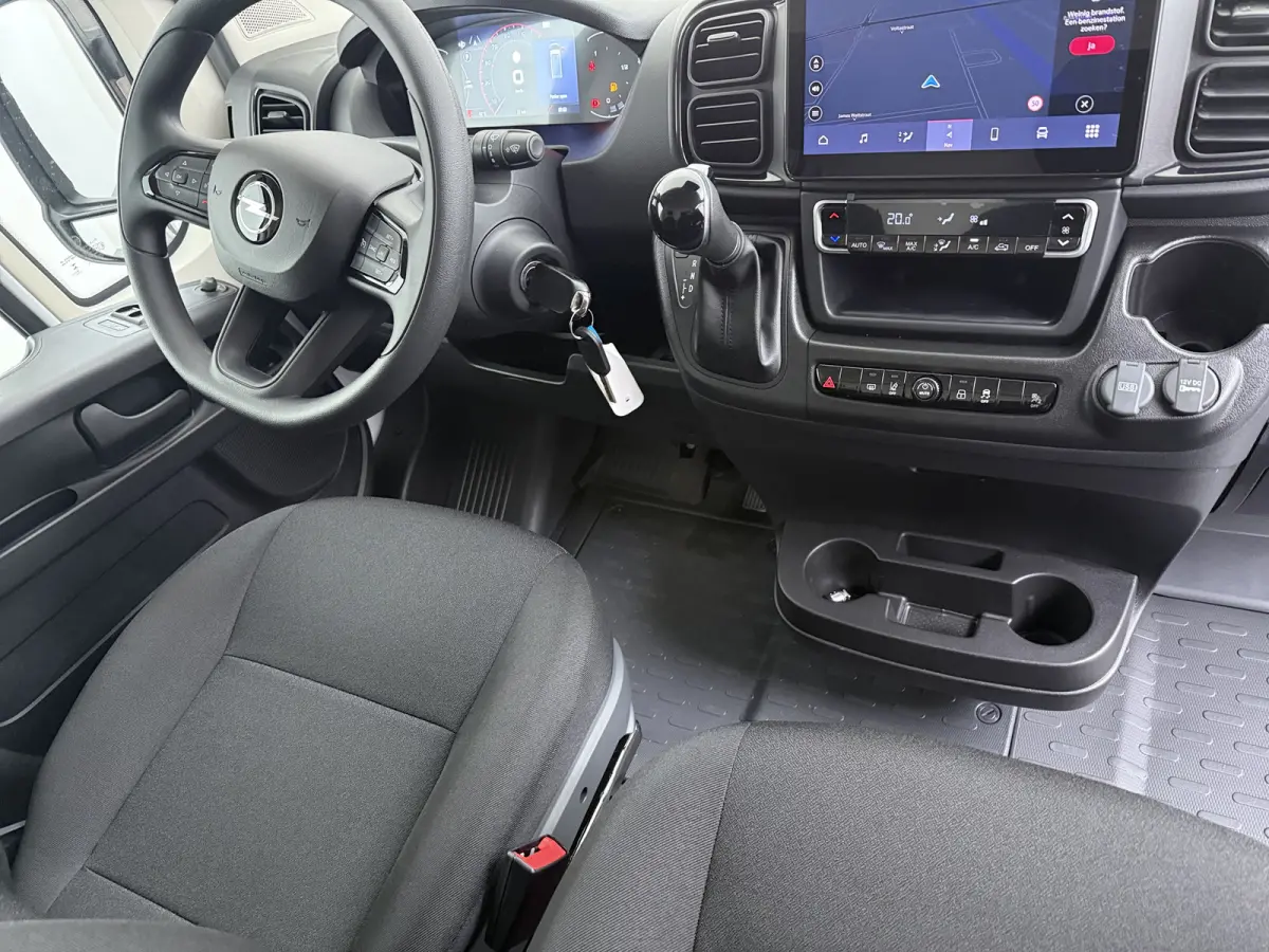 35 L2H2 BlueHDI 140pk Automaat | NIEUW BPM VRIJ | CAMERA | PDC | CRUISE | CLIMA | CARPLAY | | Achteruitrijcamera | Airco | Cruise control