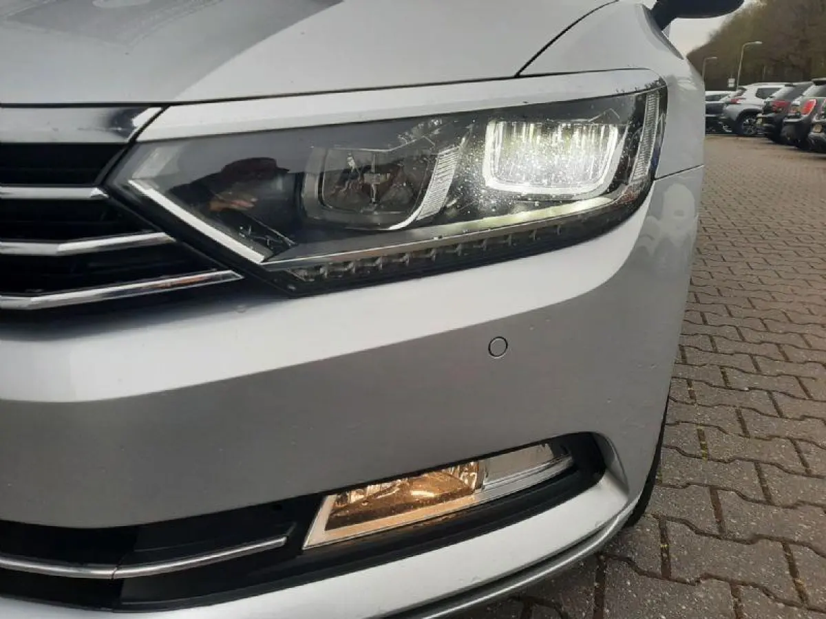 1.4 TSI Comfortline Business led navi cruise dsg app carplay apk1-2027