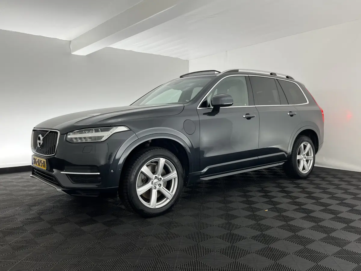 2.0 T8 Twin Engine AWD Inscription [ 7-Pers. ] (INCL-BTW) Aut. *PANO | HEAD-UP | LUXURY-LEATHER | FULL-LED | DIGI-COCKPIT | NAVI-FULLMAP | CARPLAY | ECC | HEATED-COMFORTSEATS | LANE-ASSIST |
