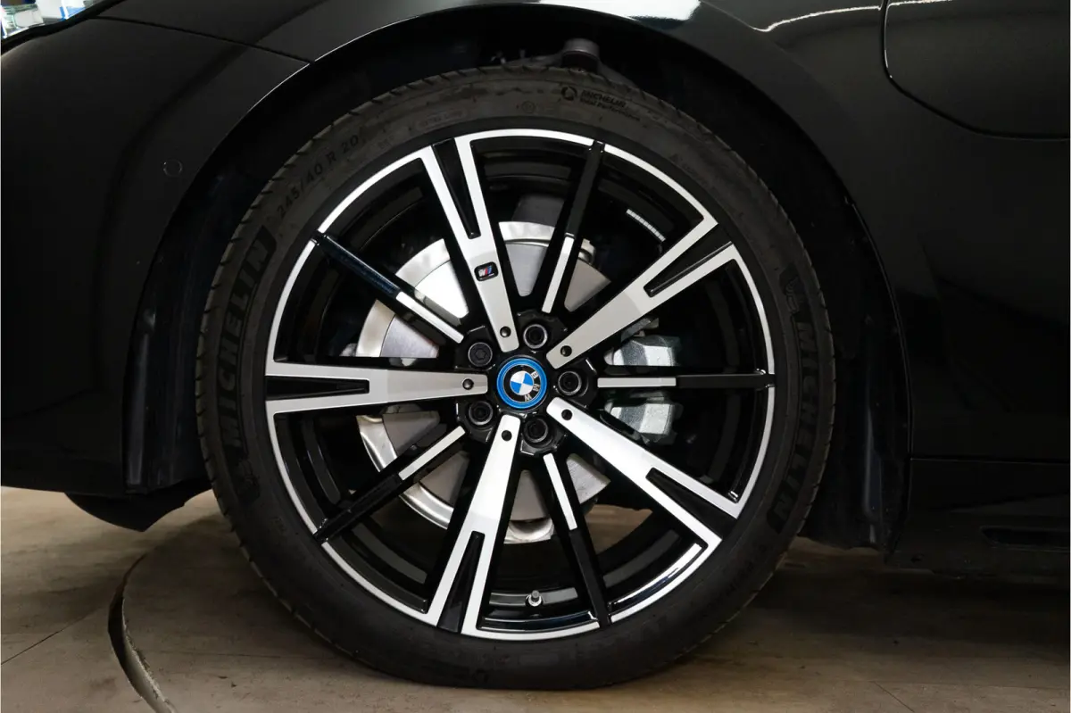 530e High Executive M Sport 300PK | Pano | H/K | Sfeer | Driving Ass. Pro | Fabrieksgarantie