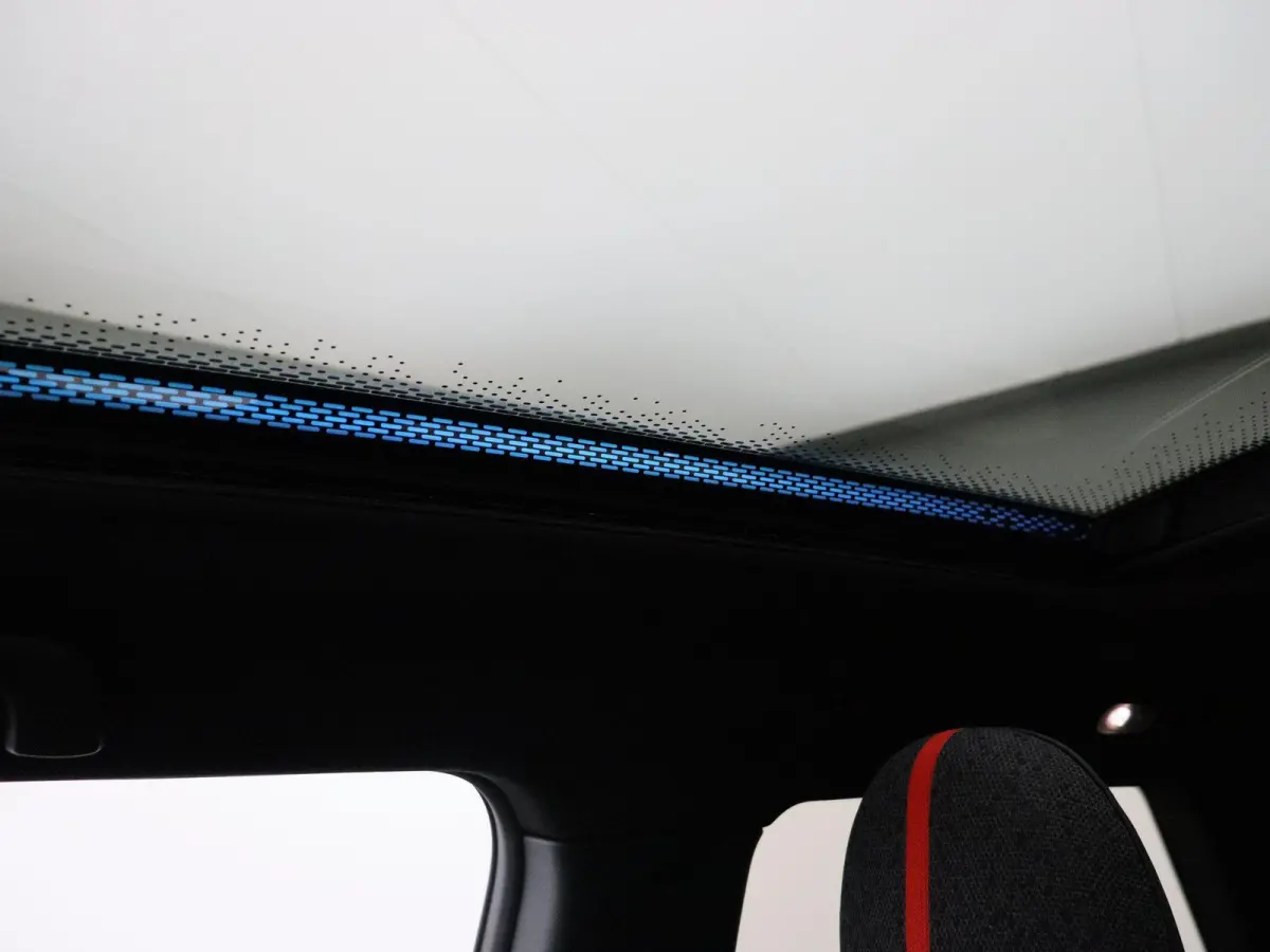 Cooper E John Cooper Works M + Panoramadak + Head-Up Display + 18"