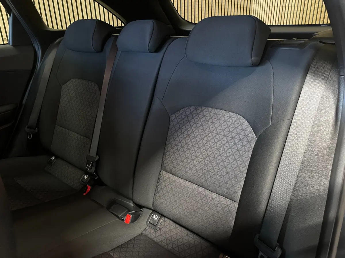 1.0 T-GDi DynamicLine|APPLE CARPLAY|ANDROID AUTO|STOEL+STUURVERW|CAMERA|CRUISE,CLIMATE CTRL|1E EIG.|INCL.BTW|