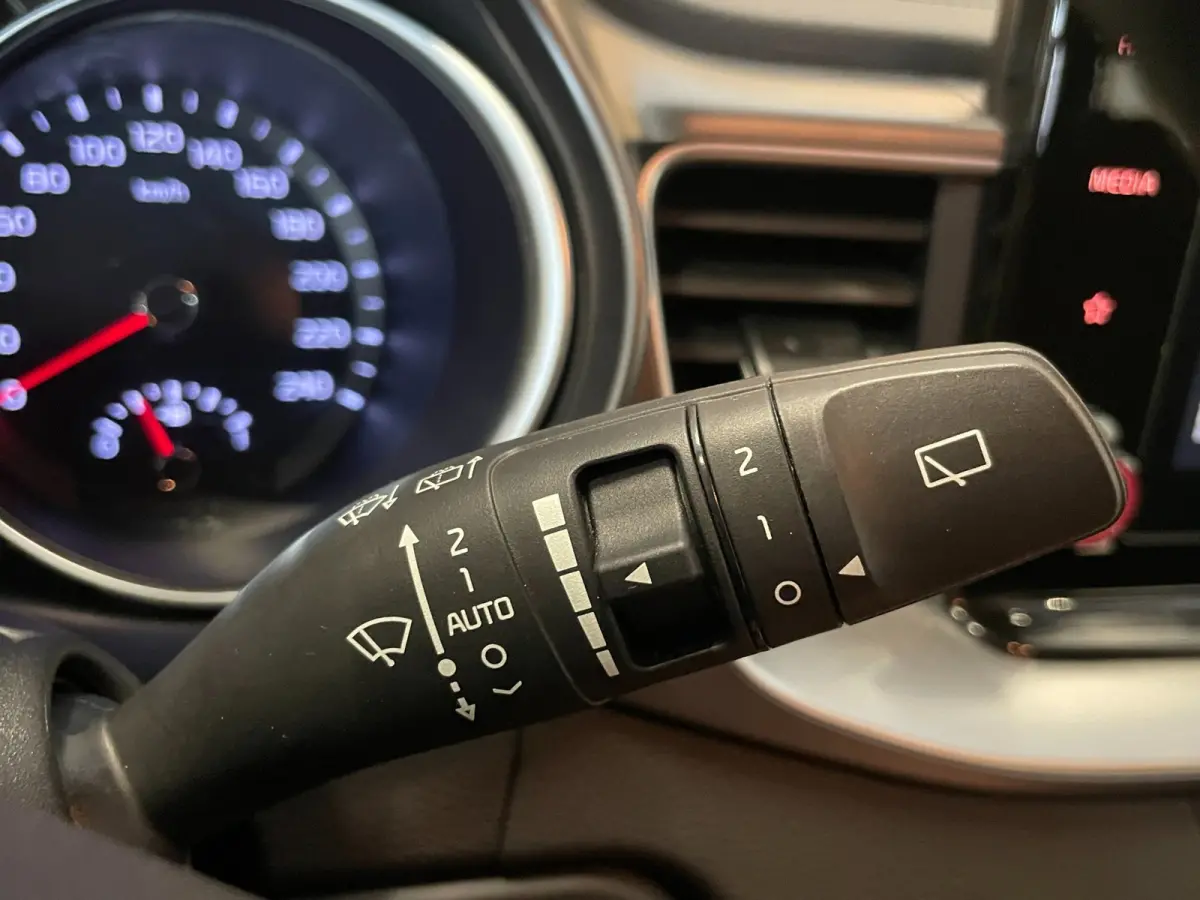 1.0 T-GDi DynamicLine|APPLE CARPLAY|ANDROID AUTO|STOEL+STUURVERW|CAMERA|CRUISE,CLIMATE CTRL|1E EIG.|INCL.BTW|