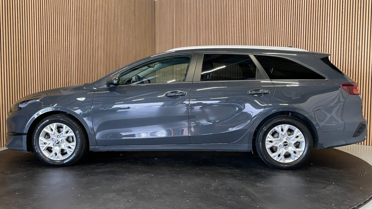 1.0 T-GDi DynamicLine|APPLE CARPLAY|ANDROID AUTO|STOEL+STUURVERW|CAMERA|CRUISE,CLIMATE CTRL|1E EIG.|INCL.BTW|