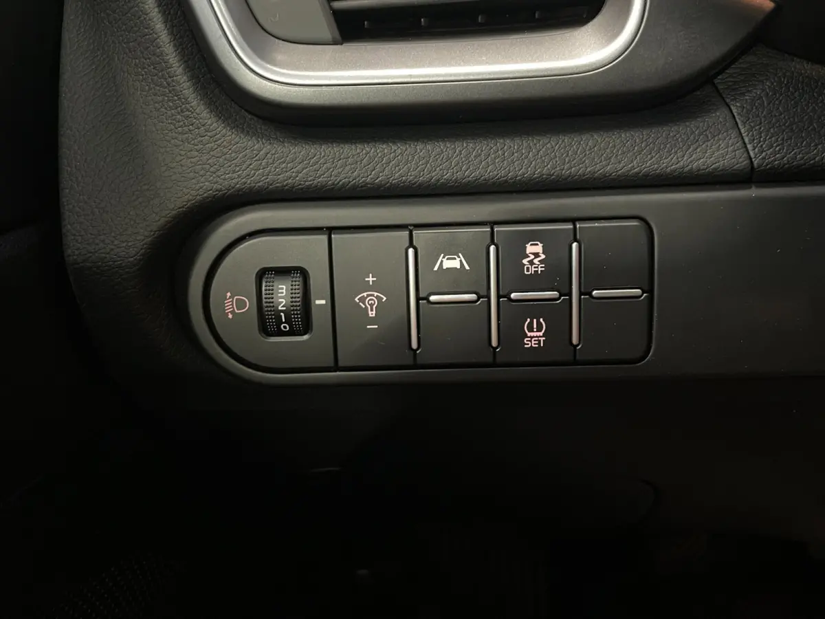 1.0 T-GDi DynamicLine|APPLE CARPLAY|ANDROID AUTO|STOEL+STUURVERW|CAMERA|CRUISE,CLIMATE CTRL|1E EIG.|INCL.BTW|