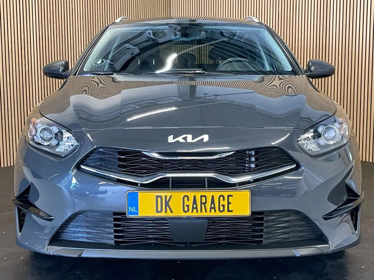 1.0 T-GDi DynamicLine|APPLE CARPLAY|ANDROID AUTO|STOEL+STUURVERW|CAMERA|CRUISE,CLIMATE CTRL|1E EIG.|INCL.BTW|
