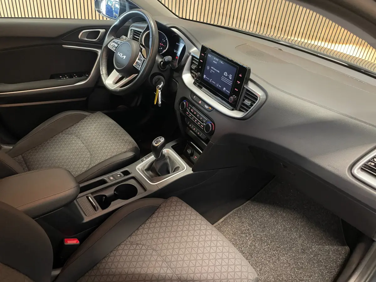 1.0 T-GDi DynamicLine|APPLE CARPLAY|ANDROID AUTO|STOEL+STUURVERW|CAMERA|CRUISE,CLIMATE CTRL|1E EIG.|INCL.BTW|