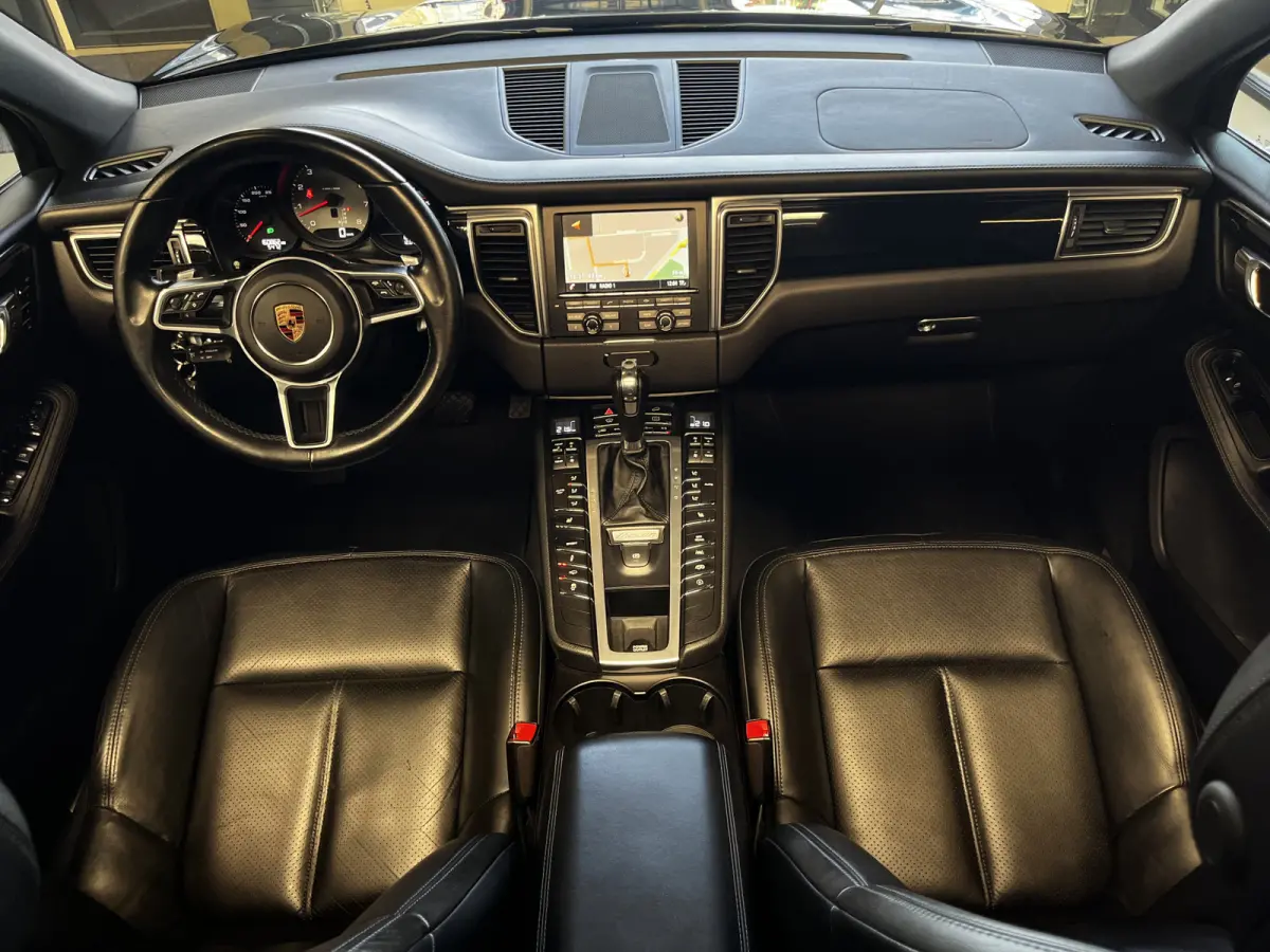3.0 S Bose, Navi, Pano, 21inch, Luchtvering